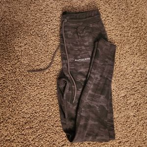 Alphalete Jogger Sweatpants